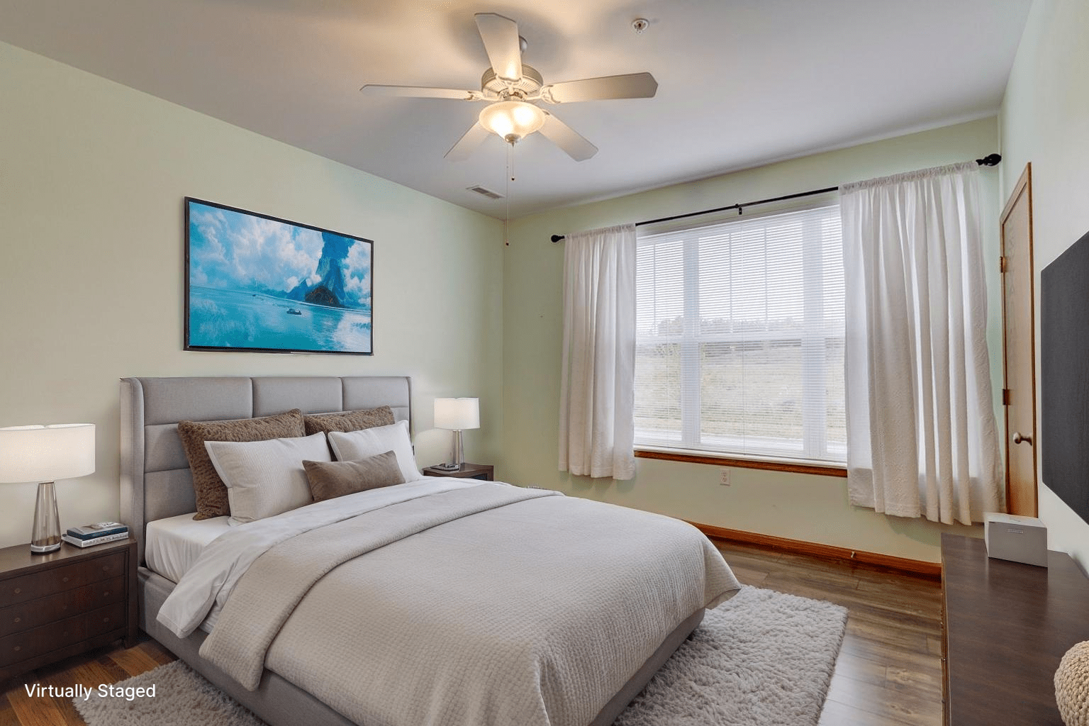 IMG_6401_2_3_4_5HDR – Bedroom – Standard – 1